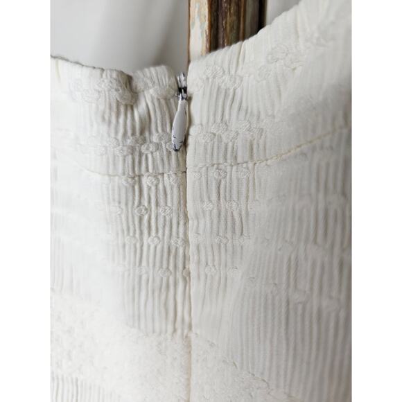 Vintage Milly New York Cream lined Shift Dress With Embossing Ladies size 10 - Picture 11 of 11